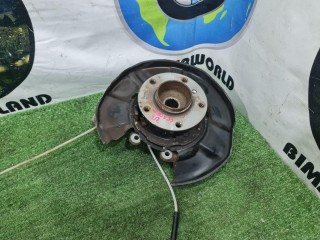 Кулак задний правый BMW 3 E90/E91/E92/E93 2004-2008