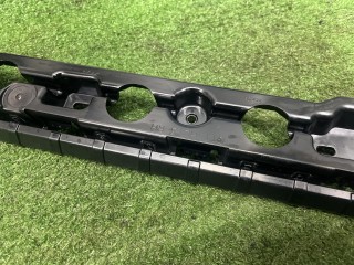 Кронштейн накладки на порог правый, ориг. номер 51777357136, 7357136, BMW 7 G11/G12 2015-2019