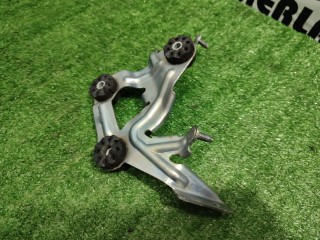Кронштейн блока ABS, ориг. номер 34506781282, 6781282, BMW 1 E82/E88 2-й рест