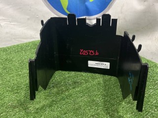 Кожух аккумулятора, ориг. номер 3C0915335, Skoda Octavia RS 2 рест