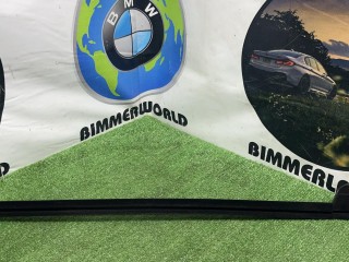 уплотнитель передний правый, ориг. номер 51337187083, 7187083, BMW 3 E92/E93 рест