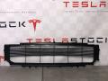 1058022-00-B Заглушка (решетка) в бампер нижняя Tesla Model S 2019г. - фото №2