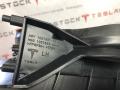 1057851-00-J люверс переднего бампера Tesla Model S 2019г. - фото №2