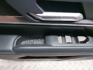 обшивка двери передней левой, ориг. номер 26581509, GMC Terrain 3 поколение 2024-2026