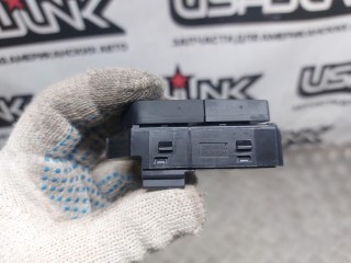 кнопка блокировки двери передней левой, ориг. номер 13558315, Chevrolet Equinox 4 поколение 2024-2026