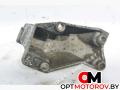 8D0199307L кронштейн двигателя Volkswagen Passat 1999г. - фото №2