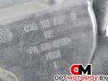 03G121132B, 1K0122101DF фланец (тройник) системы охлаждения Volkswagen Passat 2010г. - фото №2