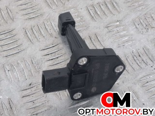 датчик уровня масла, ориг. номер 215902F600, 00962212, Hyundai i40 2015-2019