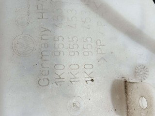 бачок омывателя, ориг. номер 1K6955651, 1K0955453S, 1K0955453Q, 1K0955453R, Volkswagen Golf 2008-2012