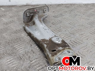 Кронштейн крепления крыла переднего правого, ориг. номер 5E0821142, 5E08211421, Skoda Octavia 2013-2017