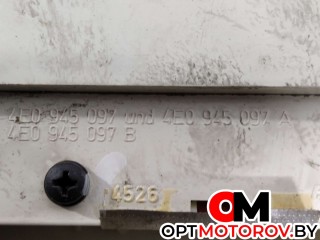 Фонарь крышки багажника центральный, ориг. номер 4E0945097A, 4E0945097B, Audi A8 2005-2007