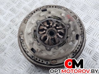комплект сцепления, ориг. номер 323064110, 123042610, Volkswagen Golf 2003-2009