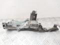 9804333180 Кронштейн генератора Citroen C4 Picasso 2 2015г. - фото №3