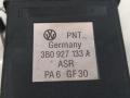 3B0927133A Кнопка (выключатель) Volkswagen Golf-4 2000г. - фото №2