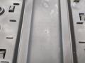 059103925AN Декоративная крышка двигателя Volkswagen Touareg 2006г. - фото №3