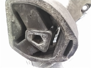 Кронштейн КПП, ориг. номер 8D0399113AB, Volkswagen Passat B5 1996-2001
