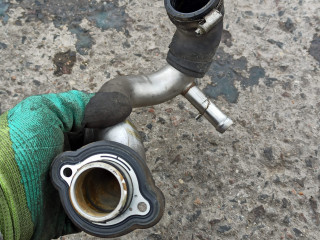 патрубок охлаждения, BMW 5 E60/E61 2002-2007