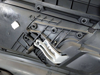 обшивка двери передней правой, Skoda Fabia 2 поколение
