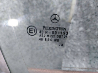 стекло двери передней правой, Mercedes-Benz C W203 2000-2004