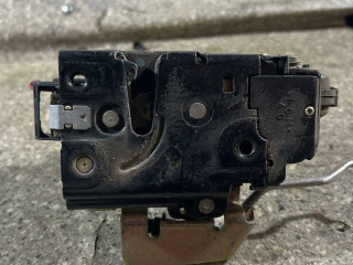замок двери передней правой, Audi A6 C5 1997-2001