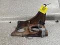 16811-AU600 кронштейн ТНВД Nissan Primera P12 - фото №3