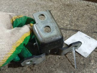 петля двери передней правой, Renault Scenic 3 поколение 2009-2012