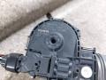 0390241642, 85110-05070-B моторчик трапеции дворников (стеклоочистителя) Toyota Avensis 3 поколение T270 [2-й рестайлинг] - фото №3