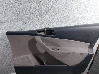 обшивка двери передней правой, Volkswagen Passat B6 2005-2010