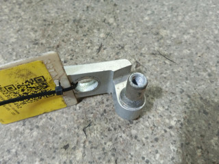 петля двери передней правой, Volkswagen Passat B6 2005-2010