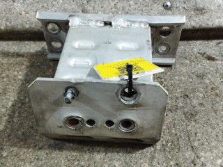 кронштейн усилителя переднего бампера Toyota Prius 3 поколение XW30 [рестайлинг]