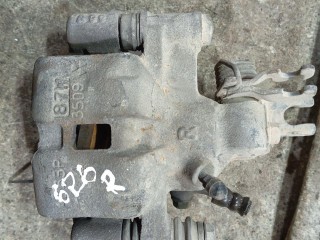 суппорт тормозной задний правый Mazda 626 5 поколение 1997-1999