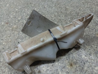 крепление переднего бампера левое, ориг. номер 62223JD000, Nissan Qashqai J10 2006-2010