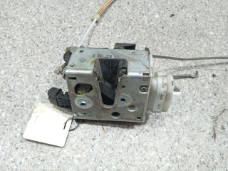 замок двери передней правой Audi 100 C4 1990-1994