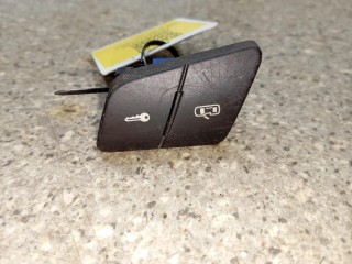 кнопка центрального замка передней левой, Volkswagen Passat B6 2005-2010