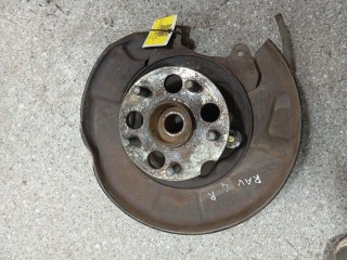 Ступица задняя правая Toyota RAV4 2 поколение XA20 [рестайлинг] 2003-2005