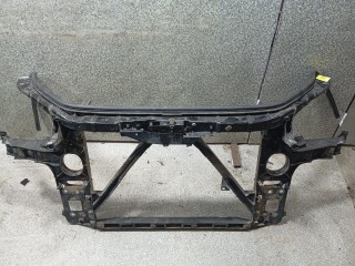 передняя панель (телевизор) Audi Q7 4L 2005-2009