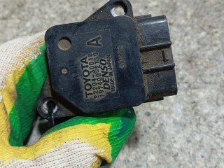 расходомер воздуха Toyota Auris 1 поколение E150 2006-2010, 2220430010