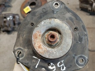 стойка амортизатора передняя правая, ориг. номер 3C0413031N, Volkswagen Passat B6 2005-2010