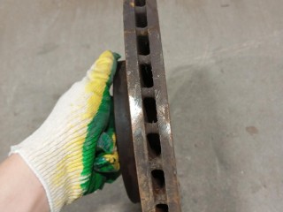 диск тормозной передний, Volkswagen Passat B6 2005-2010