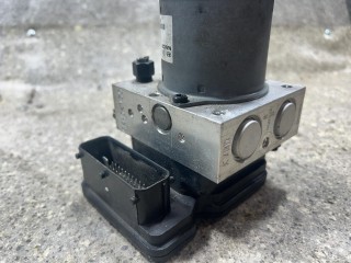 блок ABS, ориг. номер 58920-1W500, Kia Rio 3 поколение 2011-2015