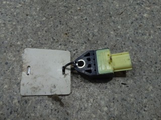 датчик удара, ориг. номер 89831-12020, Toyota Prius 3 поколение XW30 2009-2012