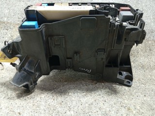 блок реле и предохранителей, Toyota Prius 3 поколение XW30 2009-2012