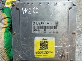 блок управления двигателем, ориг. номер 0281010043, A0225458132, 0225458132, Mercedes-Benz C W203 2000-2004