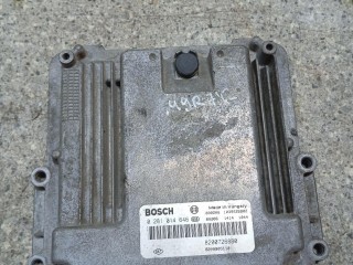 блок управления двигателем, ориг. номер 8200726880, 0281014646, Renault Laguna 3 поколение 2007-2012