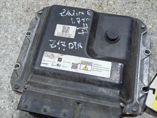 блок управления двигателем, ориг. номер 55572800, MB275800-9923, Opel Zafira B [рестайлинг] 2008-2014
