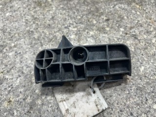 крепление заднего бампера левое Toyota Auris 1 поколение E150 2006-2010, 52563-02030