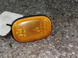 повторитель поворота на крыле левый, Toyota Paseo 1 поколение EL44 1991-1995