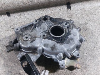крышка двигателя задняя Mazda Premacy 1 поколение, RF2A, 2.0 л