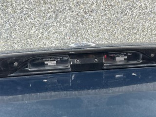 накладка подсветки номера Toyota Carina E 1 поколение T190