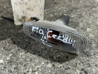 повторитель поворота на крыле левый Kia Ceed 1 поколение 2006-2010, 101-0105
